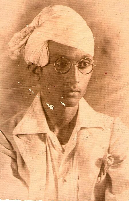 Aruna Dutt father Aruna Dutt father