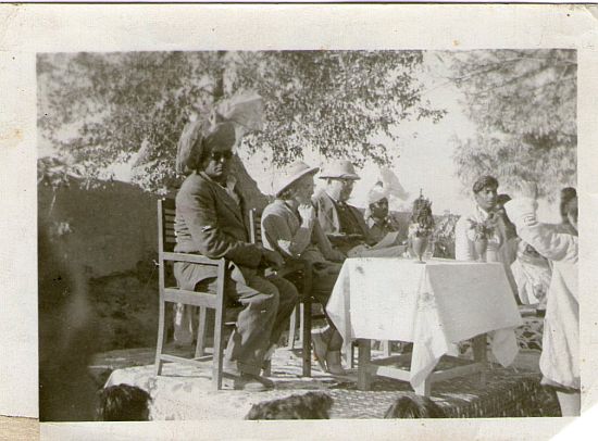 My uncle, Chaudhry Hidayat, wearing his turban, welcomes the British District Commissioner and his wife to my uncle’s Chak (village) in tehsil Chichawatni in Montgomery district. Mid 1930s.