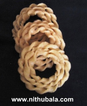 Kai Murukku Kai Murukku