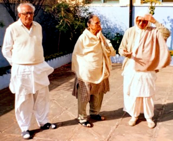 L to R: My father, my mother and his youngest sister (my bua) Bhakti Shantanand at Sukhpur. Circa 2000. L to R: My father, my mother and his youngest sister (my bua) Bhakti Shantanand at Sukhpur. Circa 2000.